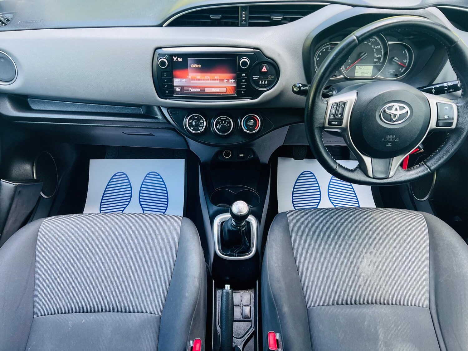 Used Toyota Yaris 2015 for sale - 77455929: Photo 52