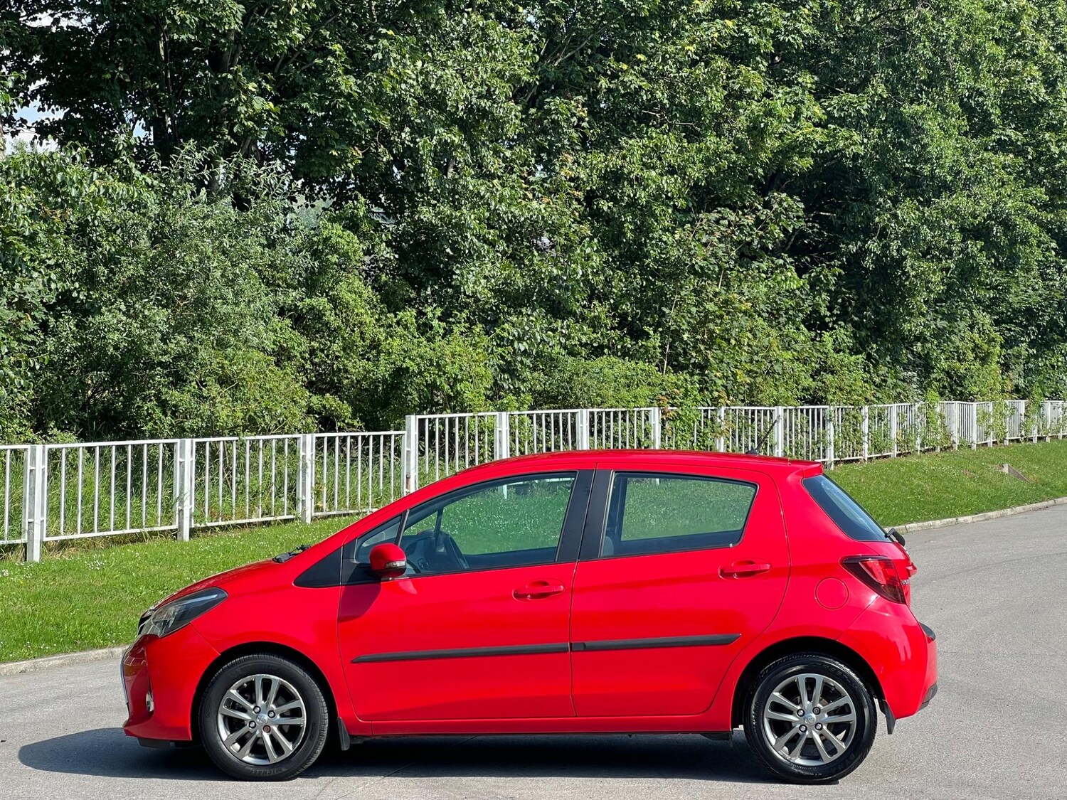 Used Toyota Yaris 2015 for sale - 77455929: Photo 9