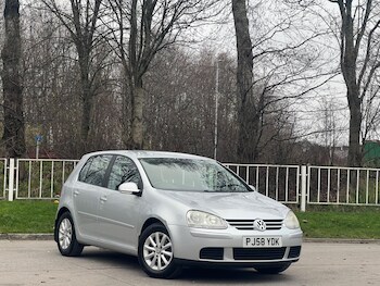 Used Volkswagen Golf 2009 for sale - 77455376: Photo