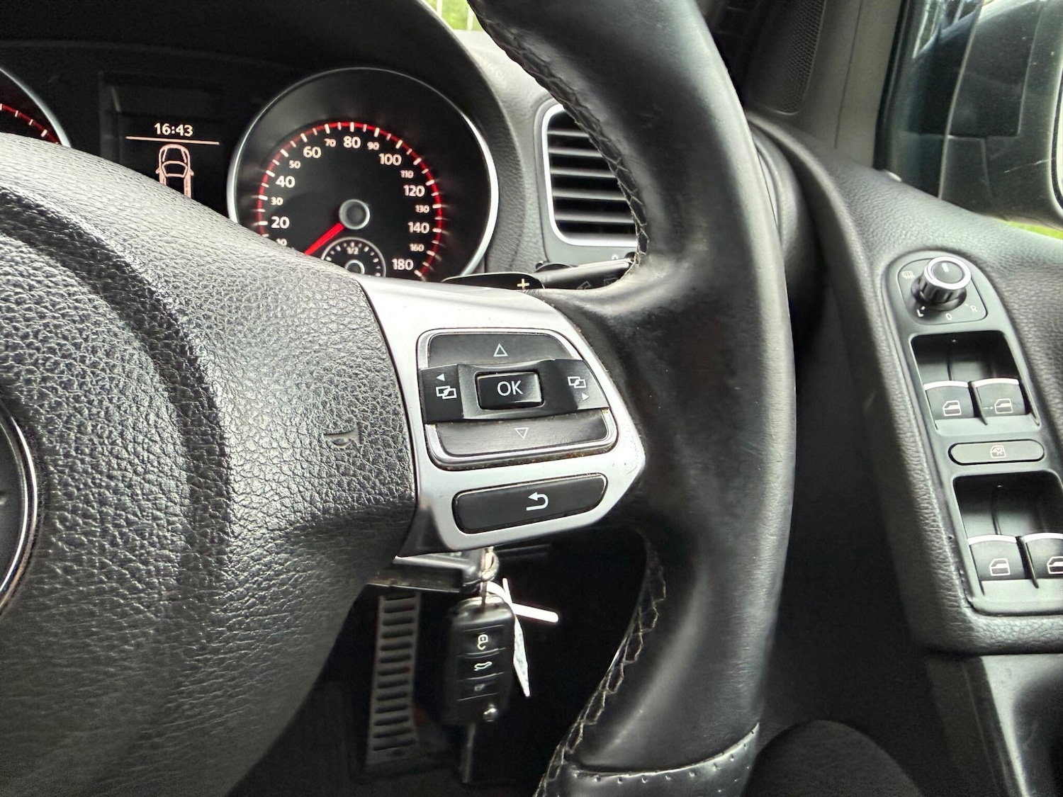 Used Volkswagen Golf for sale - 78141354: Photo 47