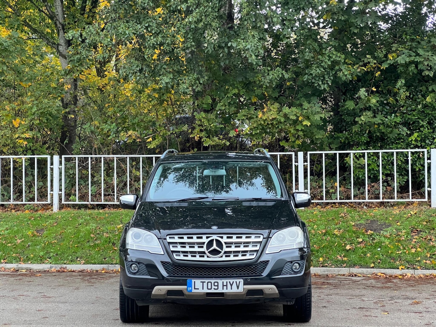 Used Mercedes-Benz M Class 2009 for sale - 77455389: Photo 2