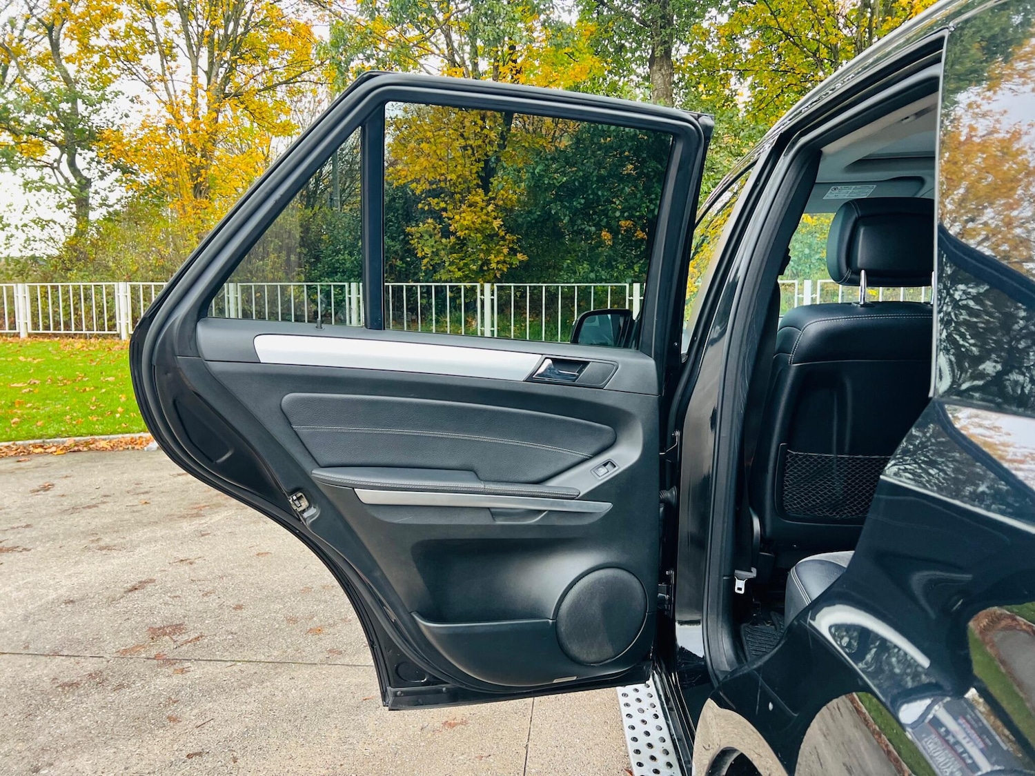 Used Mercedes-Benz M Class 2009 for sale - 77455389: Photo 29