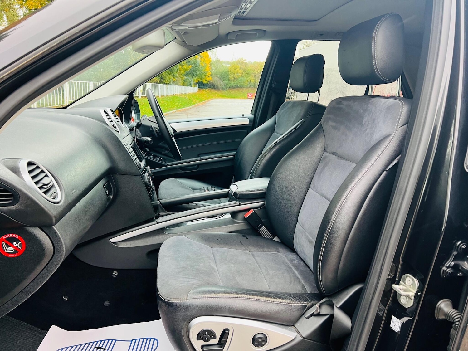 Used Mercedes-Benz M Class 2009 for sale - 77455389: Photo 33