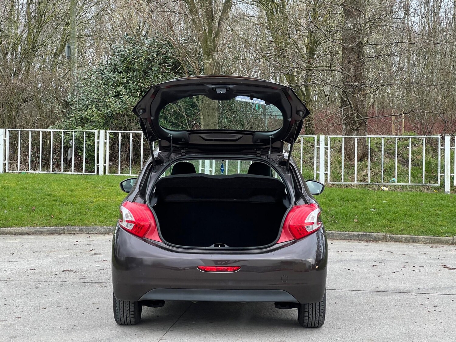 Used Peugeot 208 for sale - 77597799: Photo 13