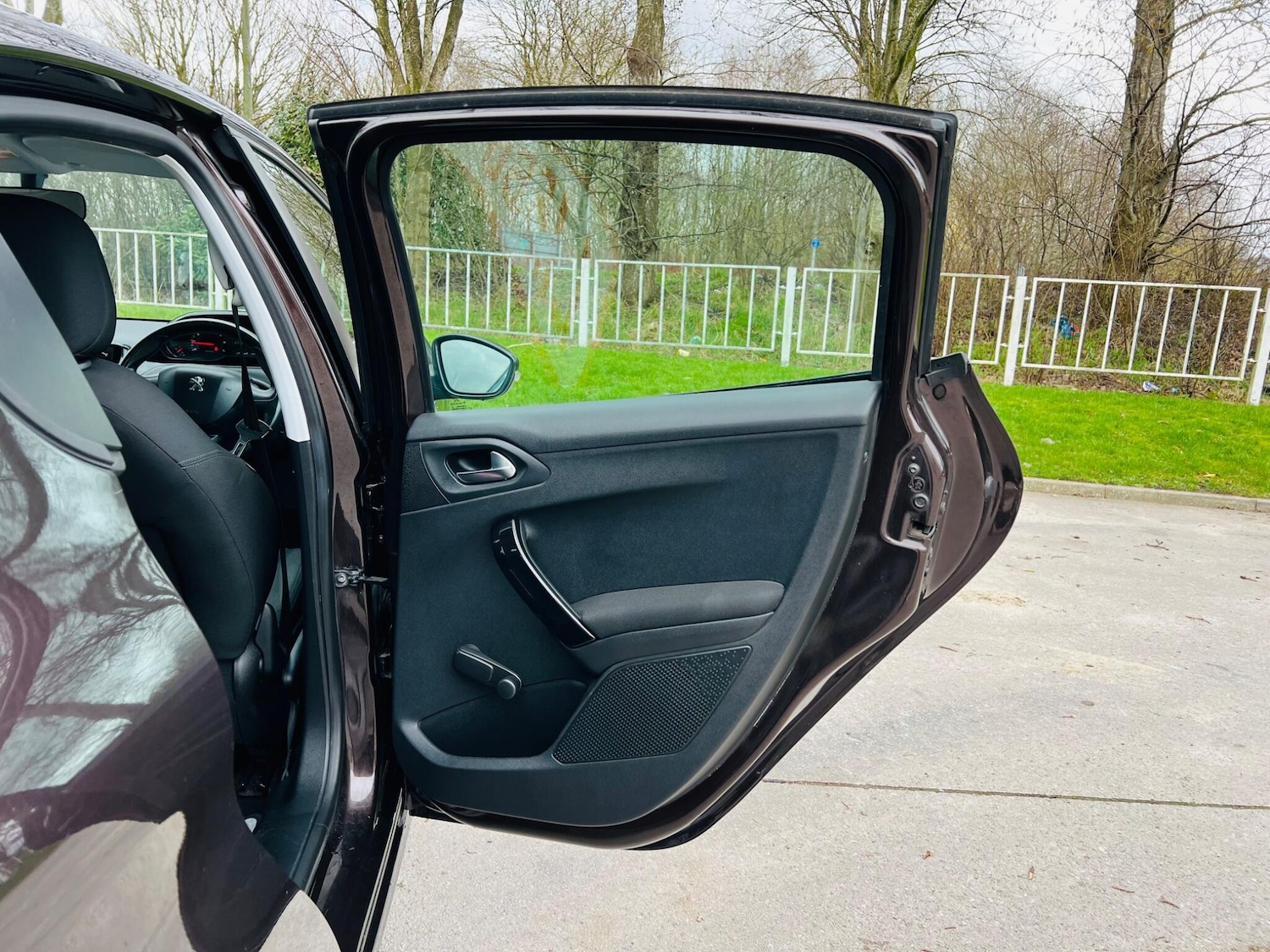 Used Peugeot 208 for sale - 77597799: Photo 29