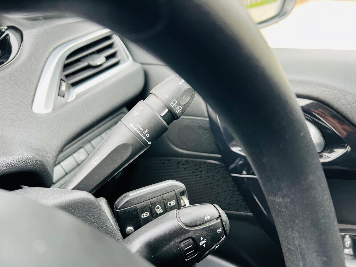 Used Peugeot 208 for sale - 77597799: Photo 44