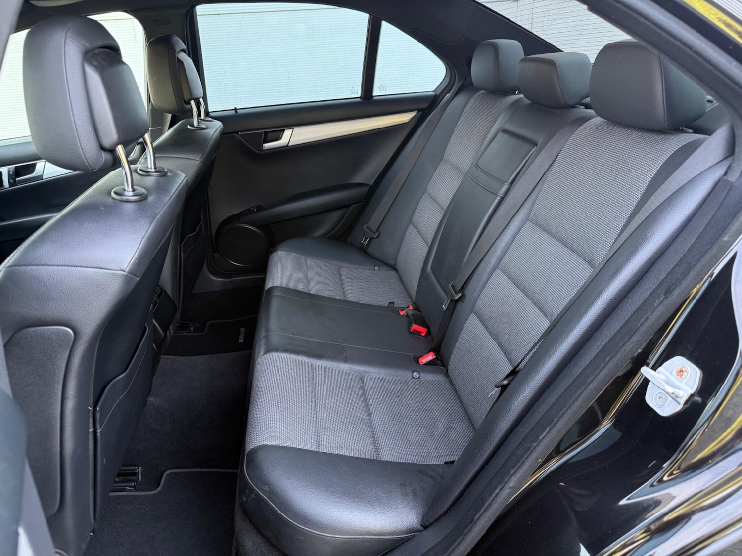 Used Mercedes-Benz C Class for sale - 77957002: Photo 33