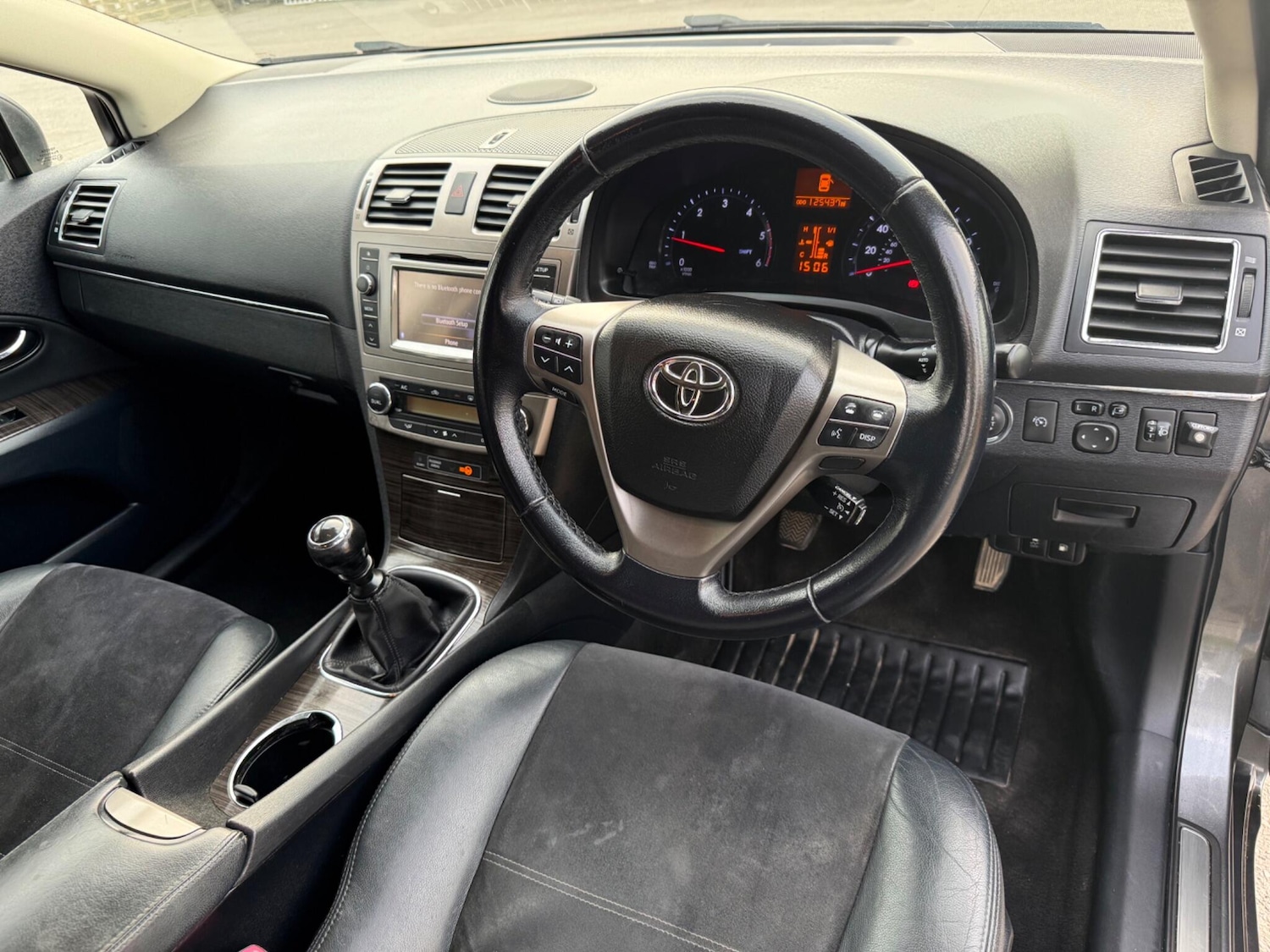 Used Toyota Avensis 2013 for sale - 77783340: Photo 36