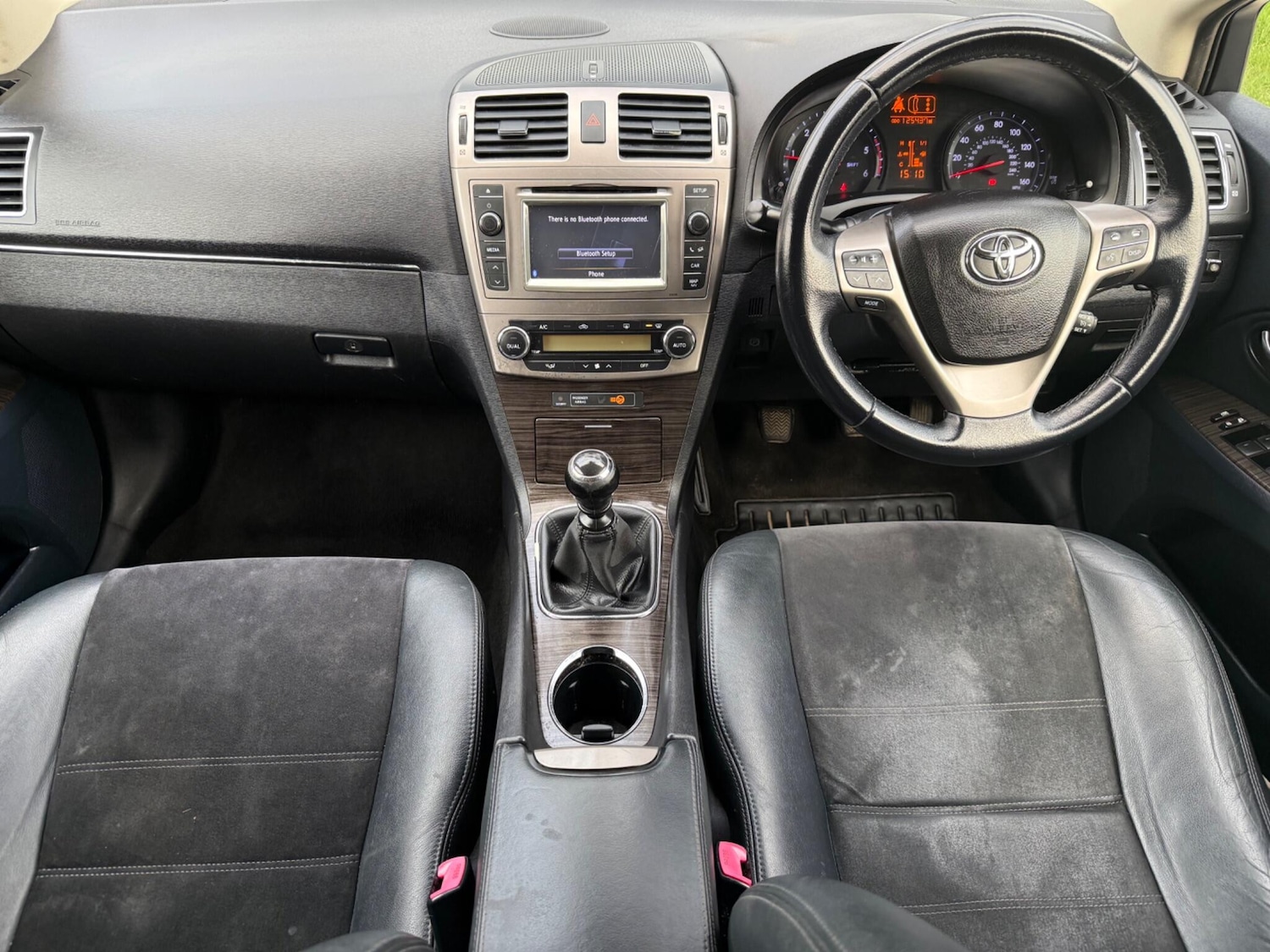 Used Toyota Avensis 2013 for sale - 77783340: Photo 40