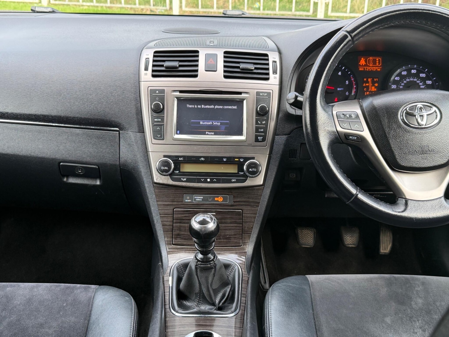 Used Toyota Avensis 2013 for sale - 77783340: Photo 44