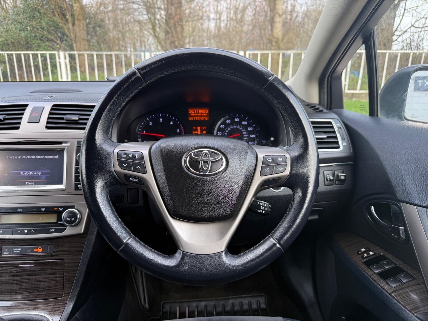 Used Toyota Avensis 2013 for sale - 77783340: Photo 46