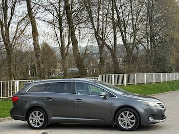 Used Toyota Avensis 2013 for sale - 77783340: Photo