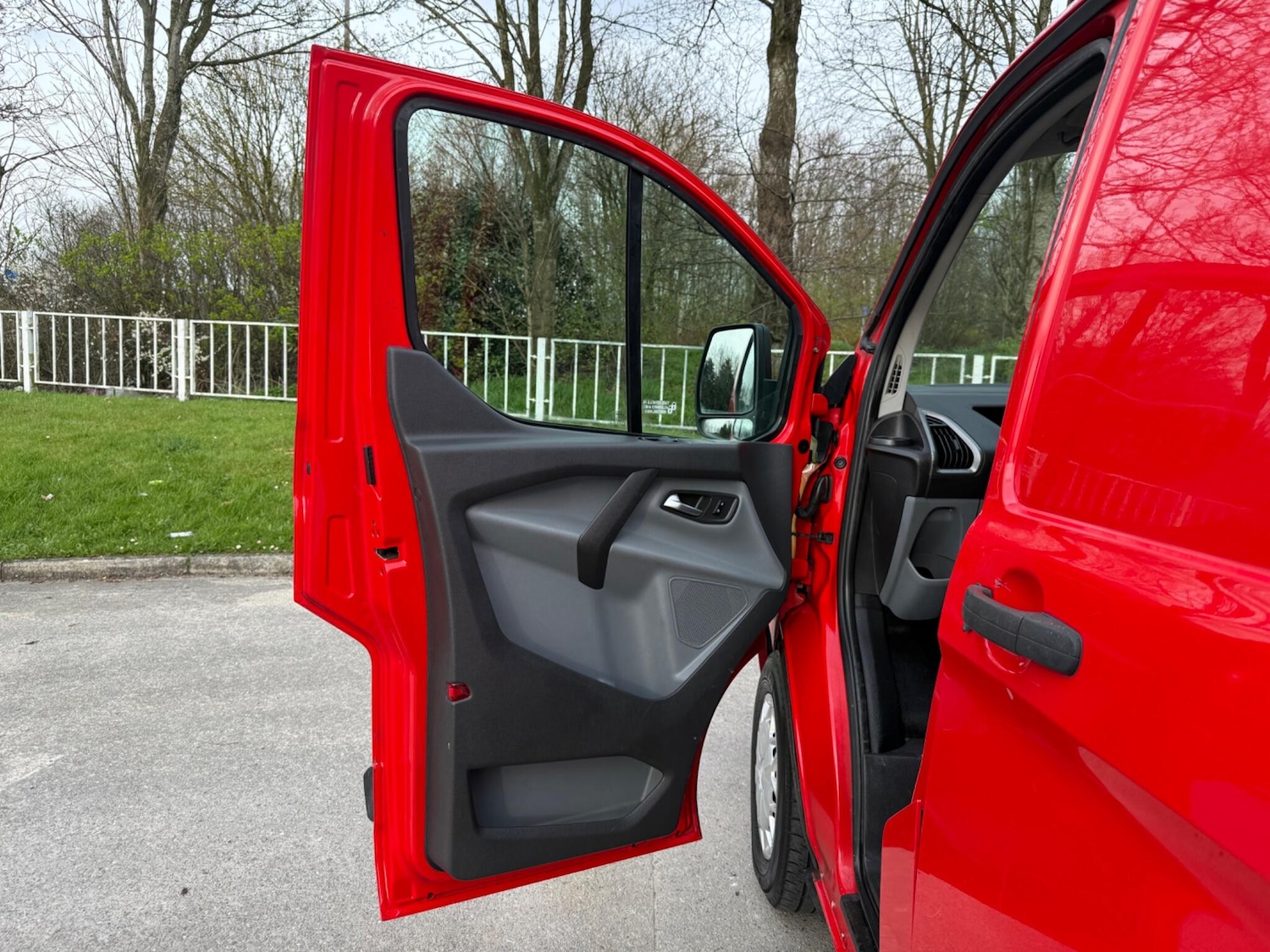 Used Ford Transit Custom for sale - 78136274: Photo 25