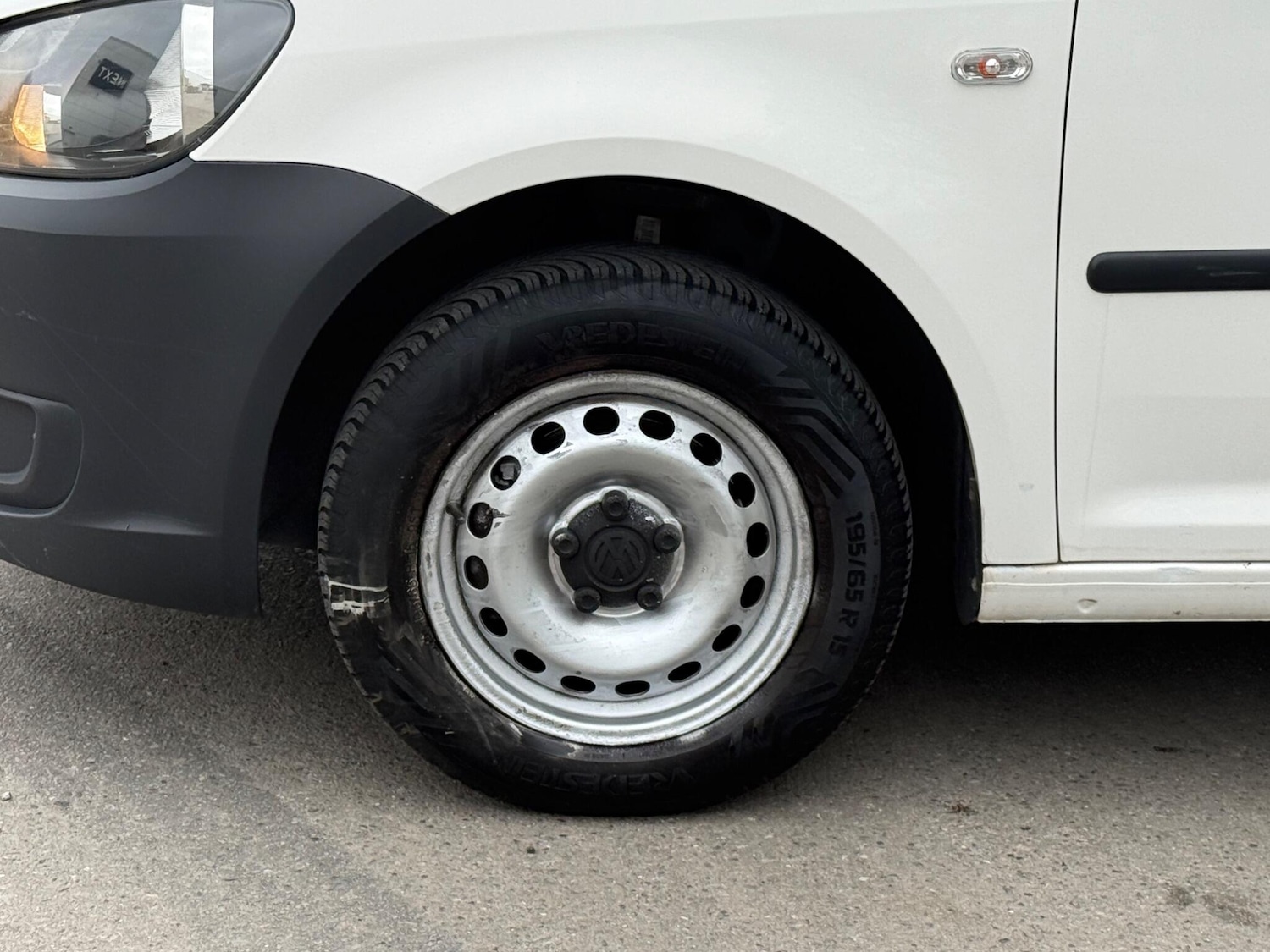 Used Volkswagen Caddy 2015 for sale - 77925850: Photo 27