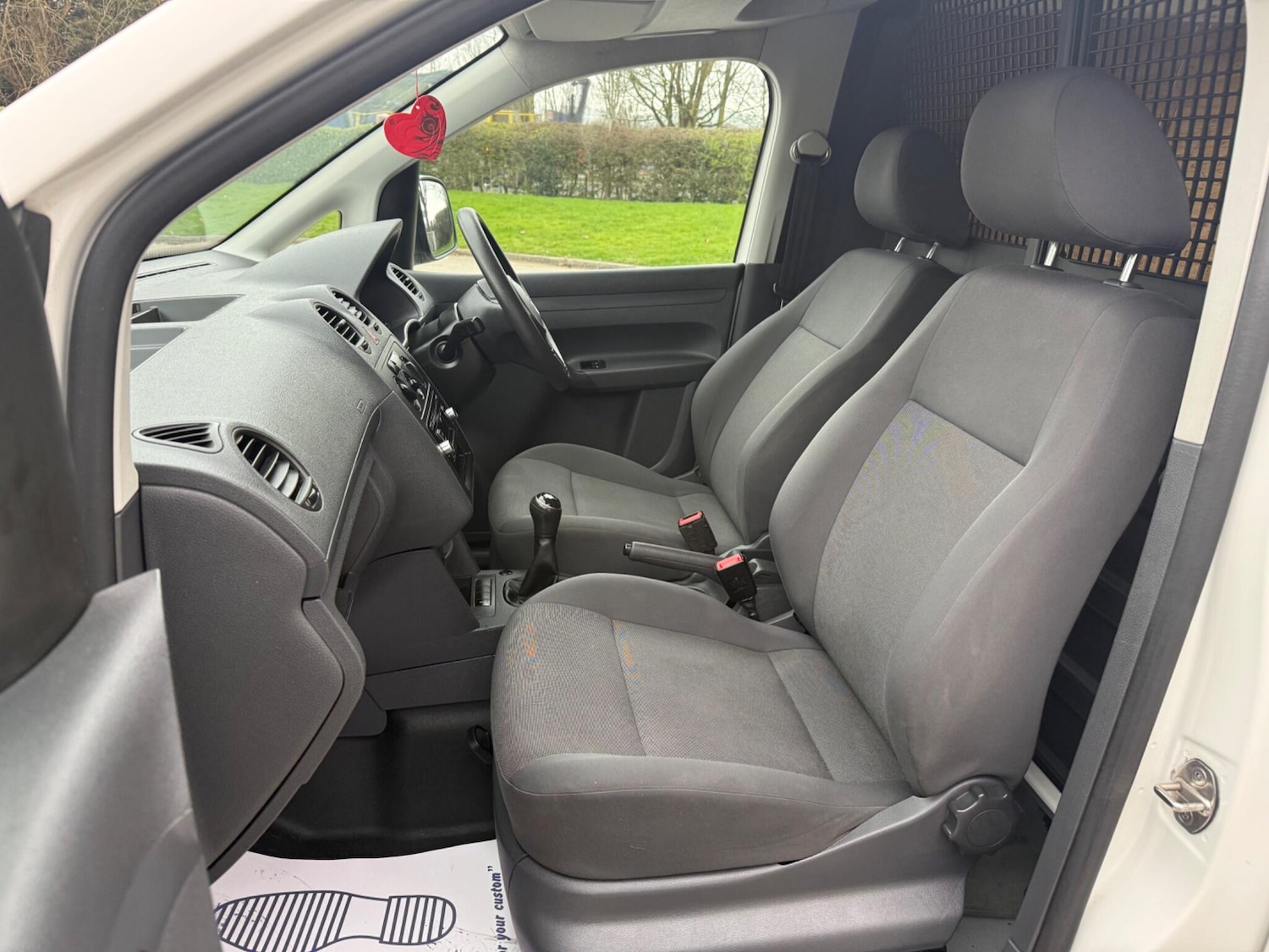 Used Volkswagen Caddy 2015 for sale - 77925850: Photo 30