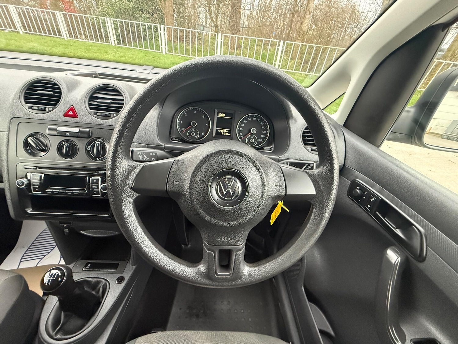 Used Volkswagen Caddy 2015 for sale - 77925850: Photo 35