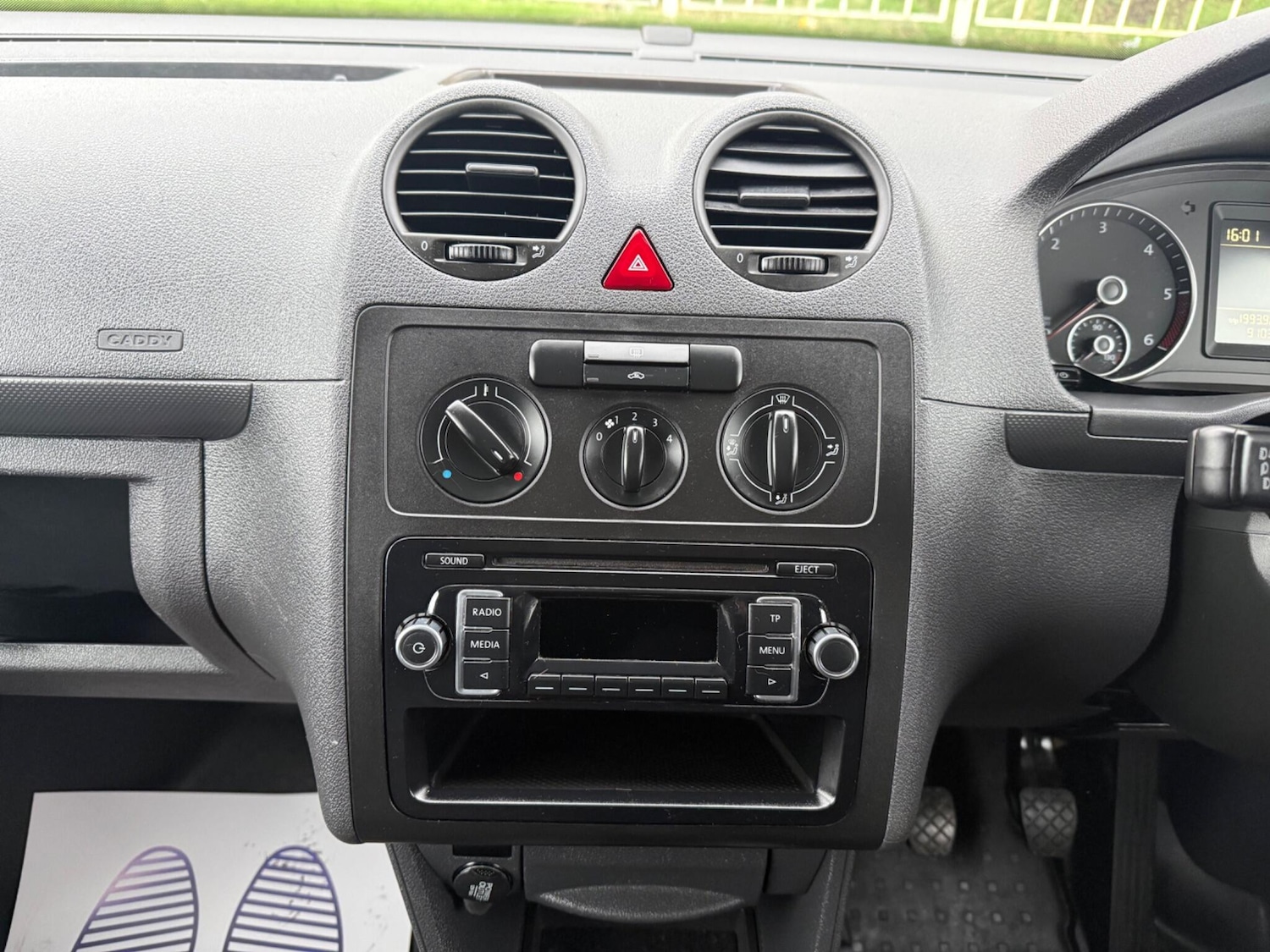 Used Volkswagen Caddy 2015 for sale - 77925850: Photo 36