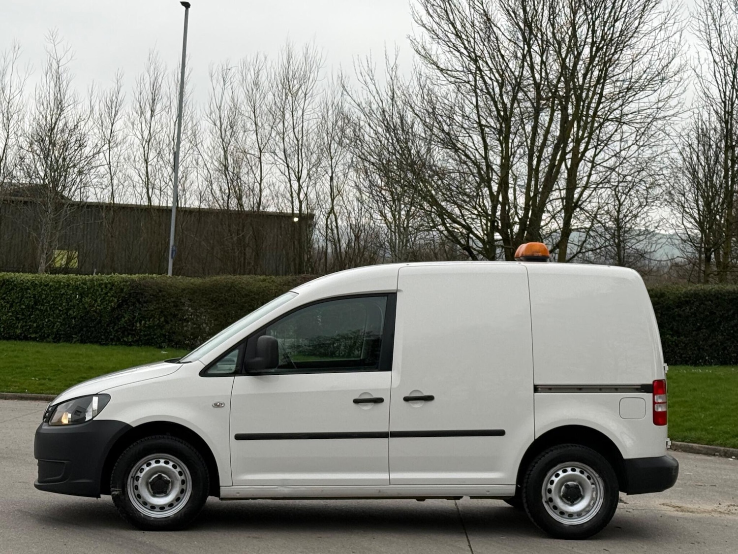 Used Volkswagen Caddy 2015 for sale - 77925850: Photo 8