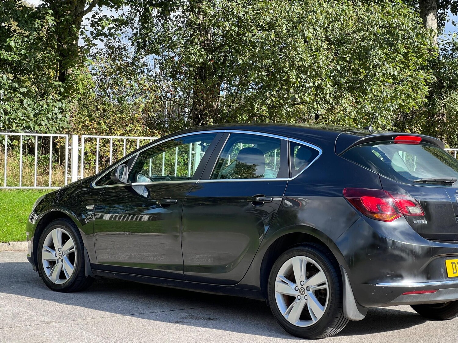 Used Vauxhall Astra for sale - 77456476: Photo 16