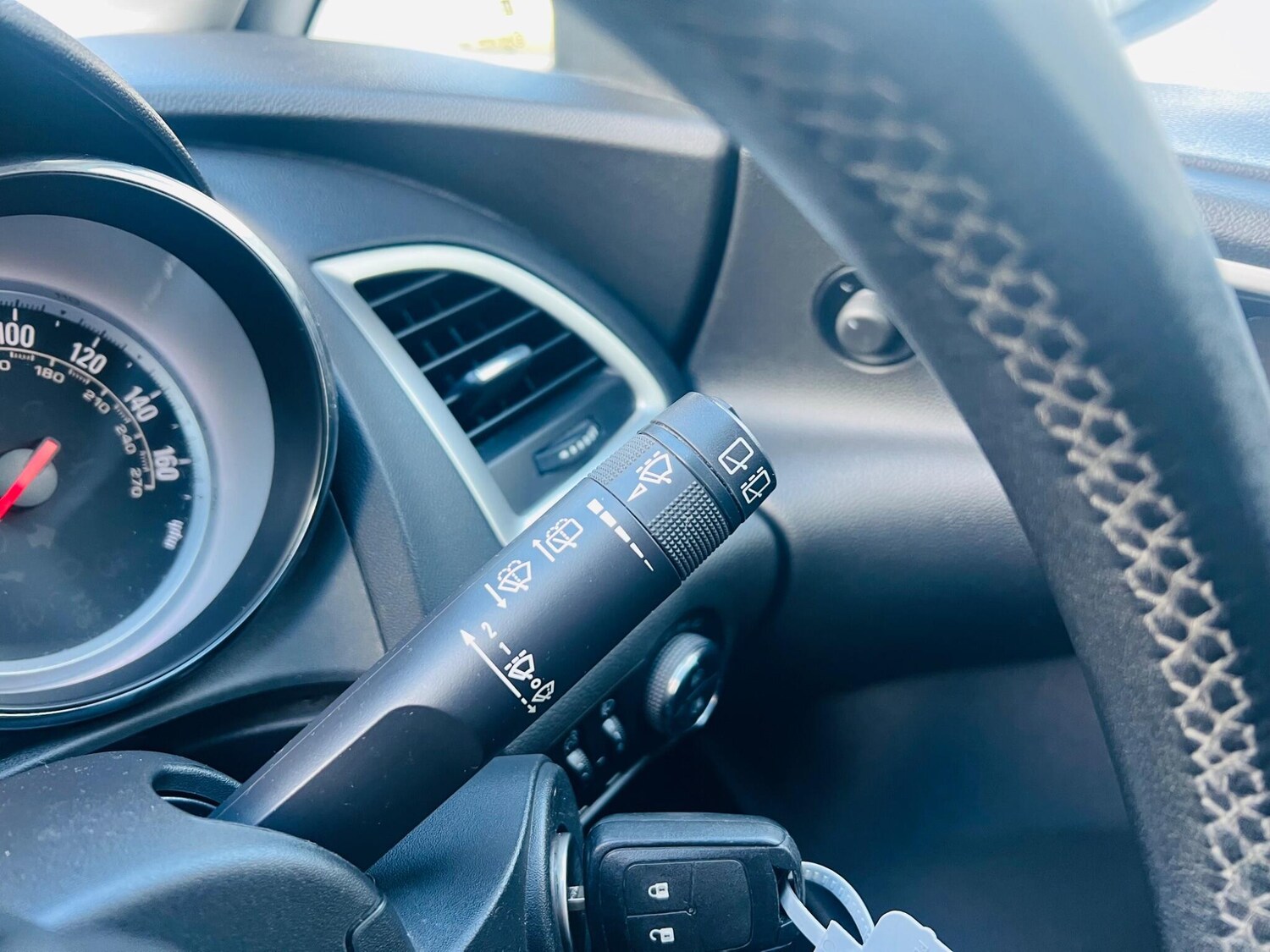 Used Vauxhall Astra for sale - 77456476: Photo 49