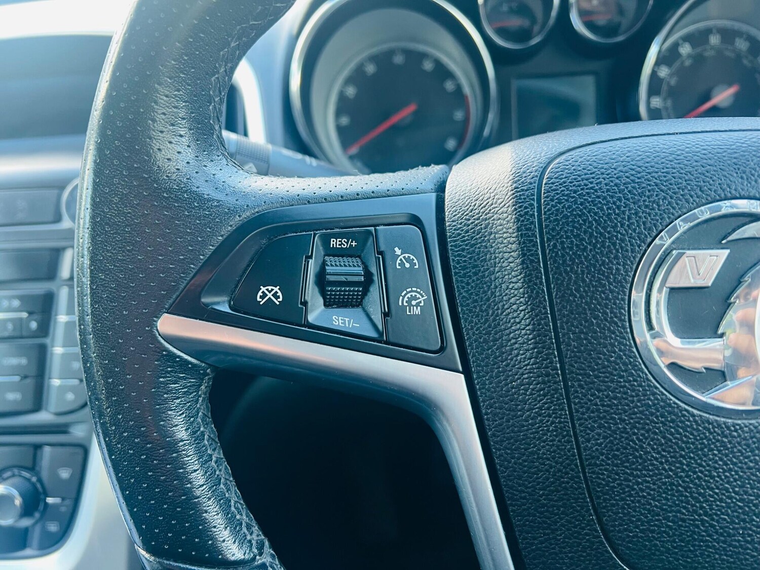 Used Vauxhall Astra for sale - 77456476: Photo 50