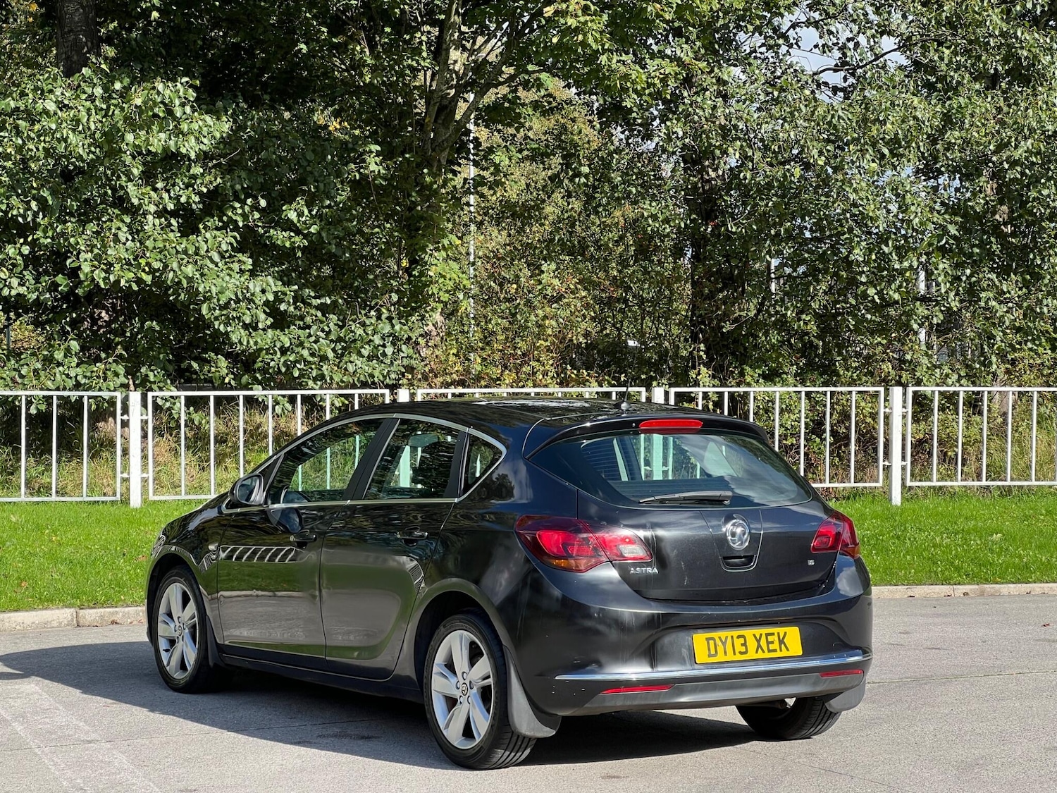 Used Vauxhall Astra for sale - 77456476: Photo 8