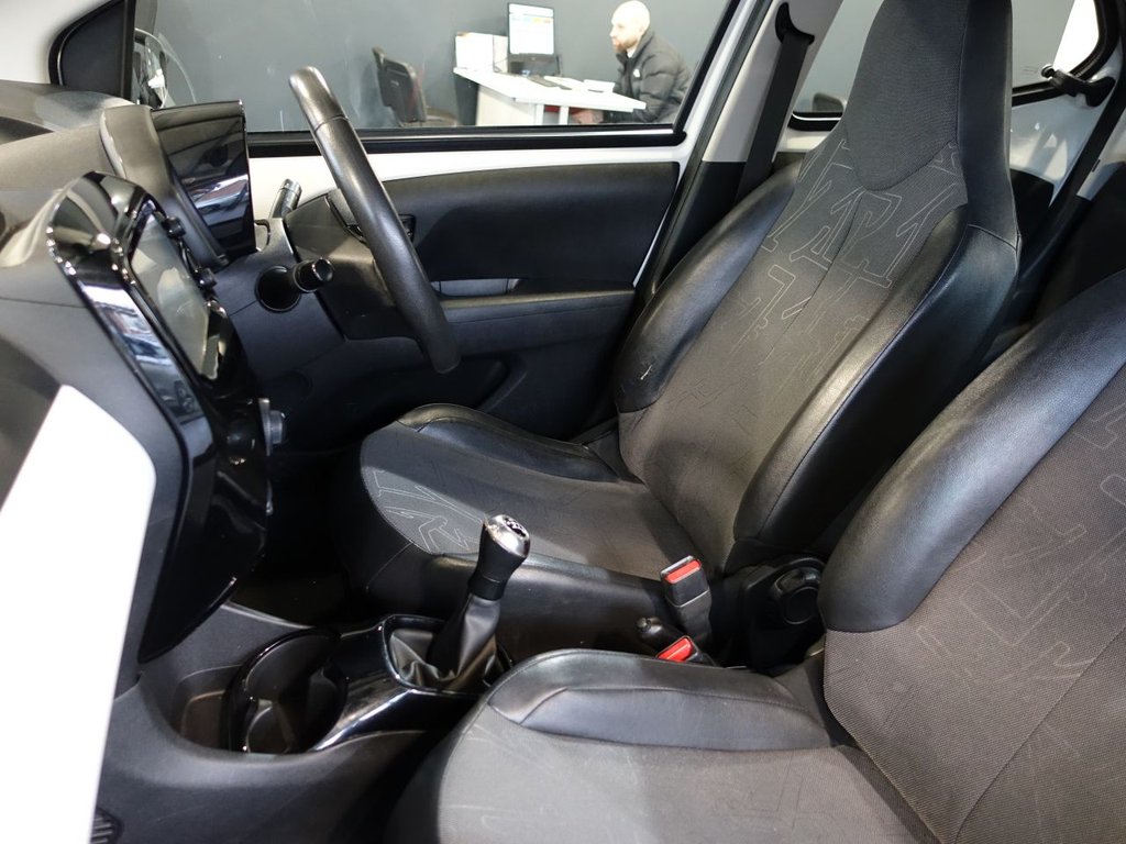 Used Toyota AYGO 2014 for sale - 77139542: Photo 12