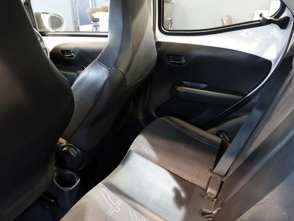 Used Toyota AYGO 2014 for sale - 77139542: Photo 16