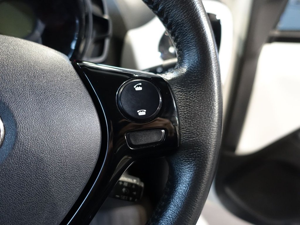 Used Toyota AYGO 2014 for sale - 77139542: Photo 21