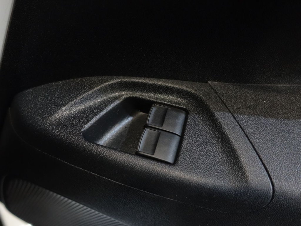 Used Toyota AYGO 2014 for sale - 77139542: Photo 28