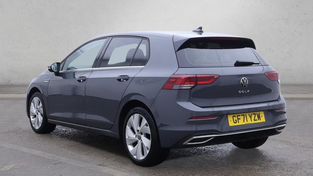 Used Volkswagen Golf 2021 for sale - 77100999: Photo 3