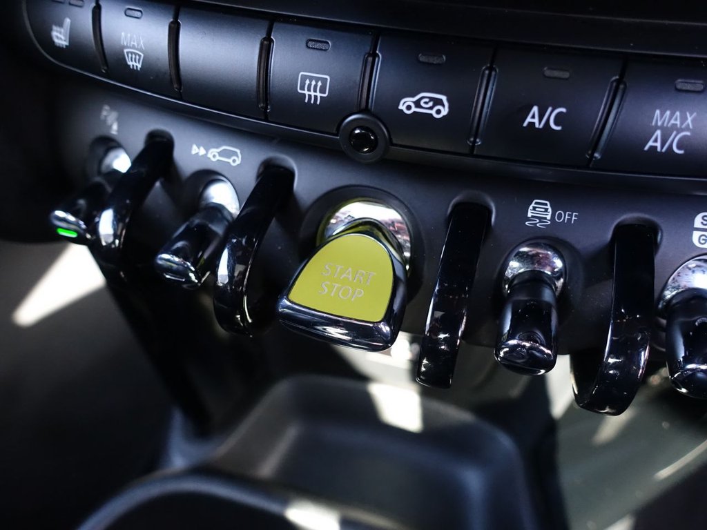 Used MINI Electric Hatch 2021 for sale - 75875374: Photo 38