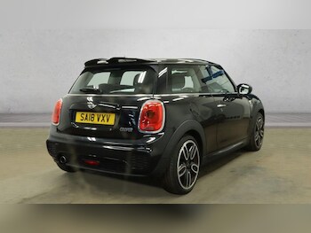 Used MINI Hatch 2018 for sale - 78487859: Photo