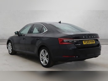 Used Skoda Superb 2019 for sale - 78017738: Photo