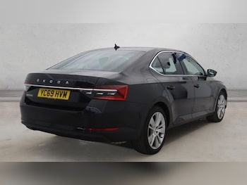Used Skoda Superb 2019 for sale - 78017738: Photo