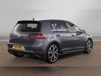 Used Volkswagen Golf 2018 for sale - 78241523: Photo