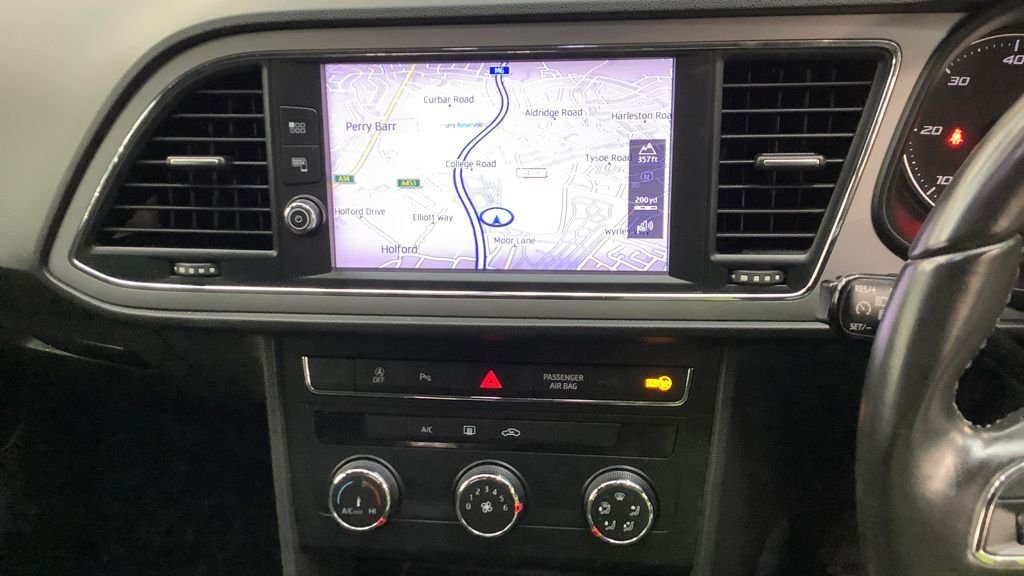 Used SEAT Leon 2020 for sale - 76783958: Photo 2