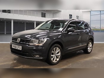 Used Volkswagen Tiguan 2018 for sale - 76338624: Photo 2