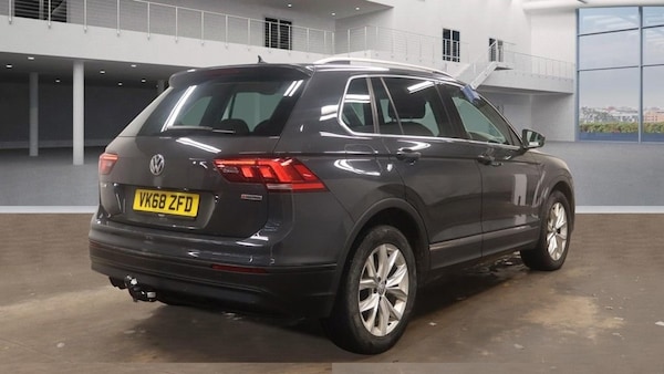 Used Volkswagen Tiguan 2018 for sale - 76338624: Photo 4
