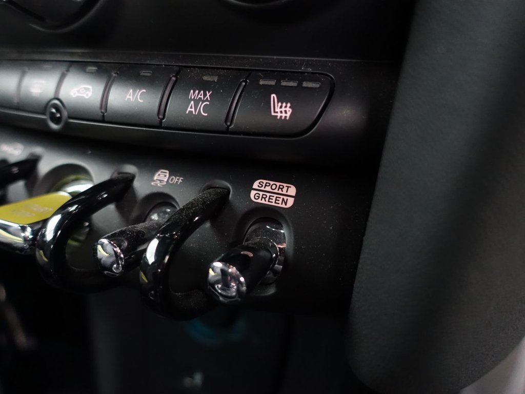 Used MINI Electric Hatch 2020 for sale - 75986492: Photo 35