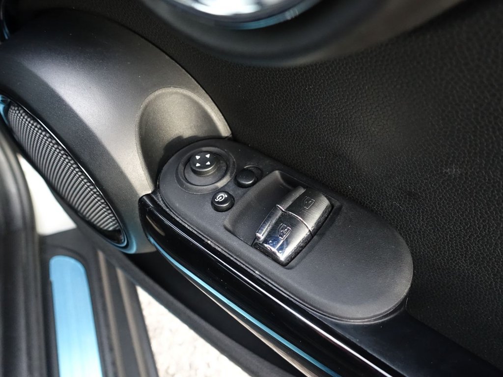 Used MINI Electric Hatch 2020 for sale - 75986492: Photo 42