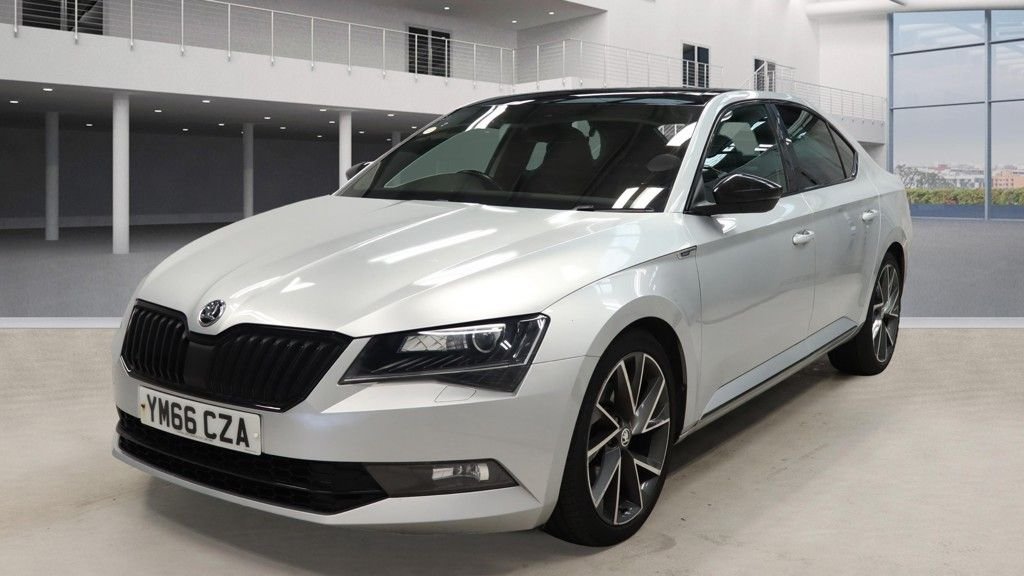 Used Skoda Superb 2016 for sale - 76163115: Photo 4