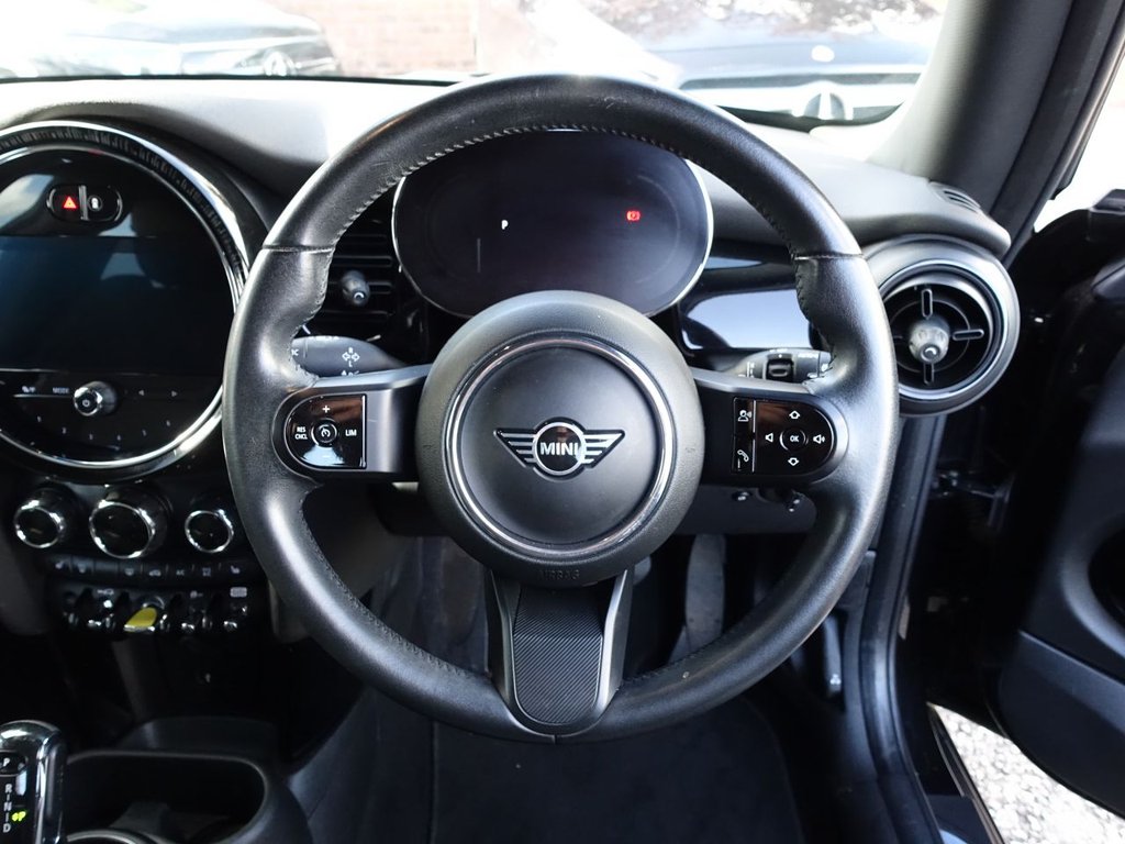 Used MINI Electric Hatch 2022 for sale - 75896966: Photo 26
