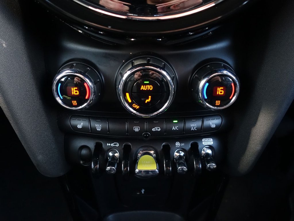 Used MINI Electric Hatch 2022 for sale - 75896966: Photo 30