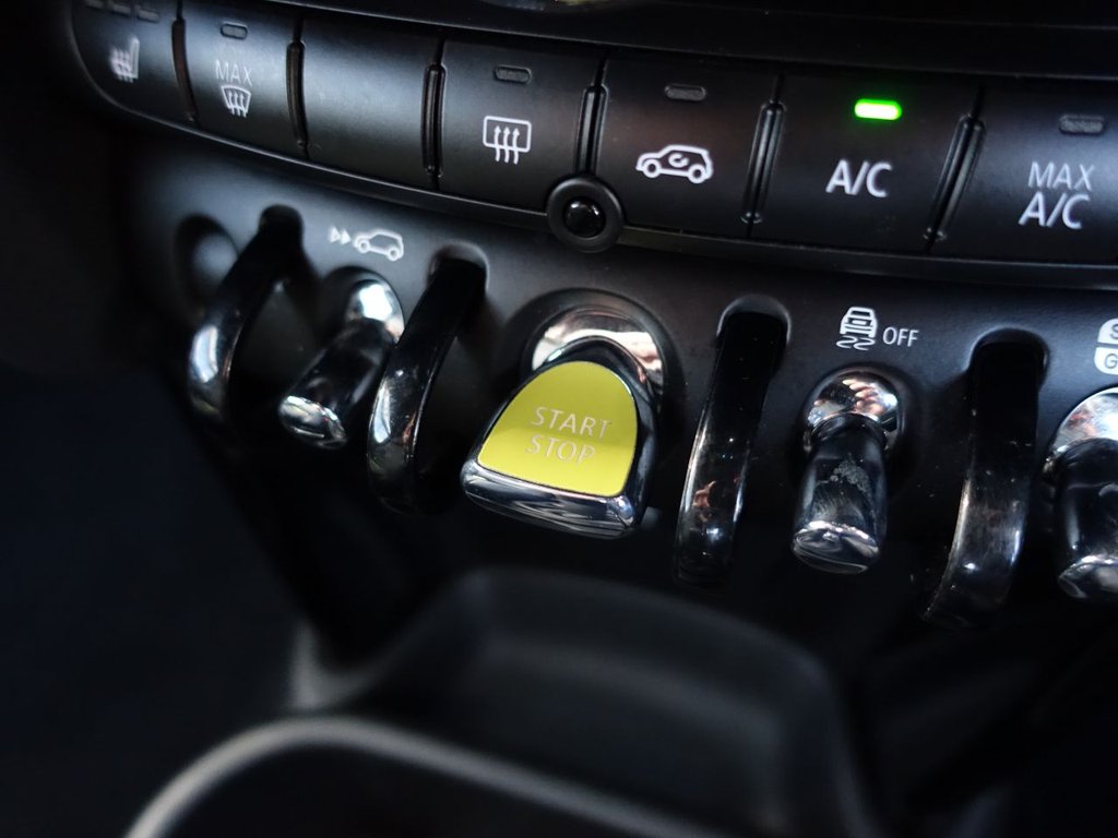 Used MINI Electric Hatch 2022 for sale - 75896966: Photo 35
