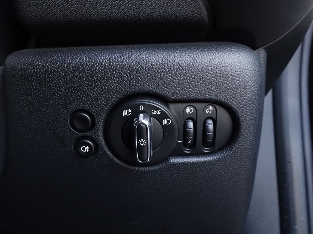 Used MINI Electric Hatch 2022 for sale - 75896966: Photo 39