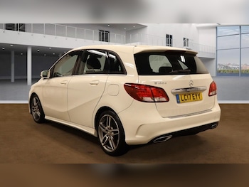 Used Mercedes-Benz B-Class 2017 for sale - 76163112: Photo 4