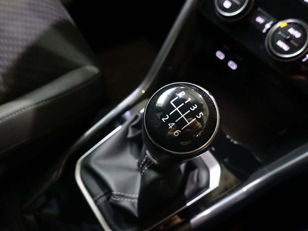 Used Volkswagen T-Roc 2022 for sale - 77188782: Photo 25