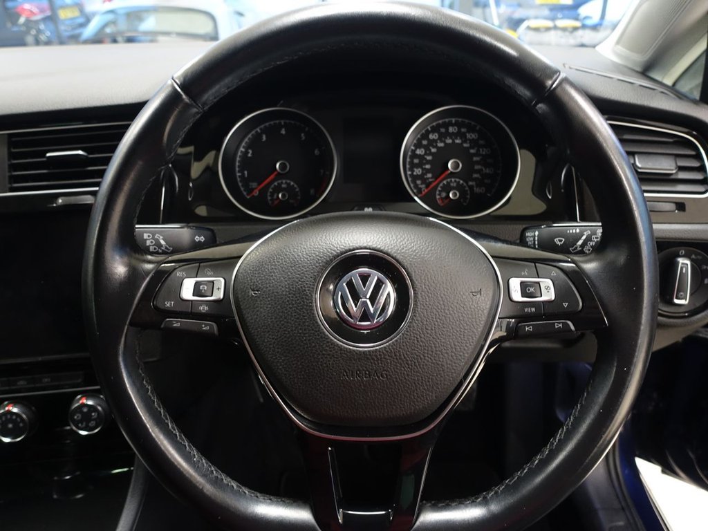 Used Volkswagen Golf 2019 for sale - 77027033: Photo 19