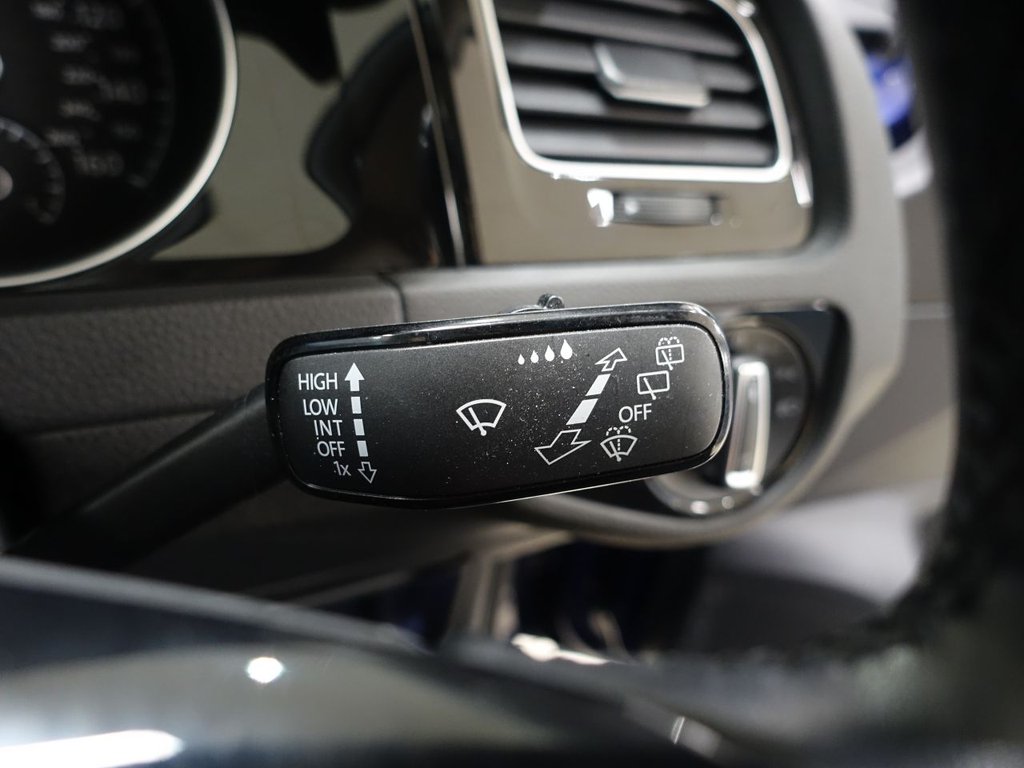 Used Volkswagen Golf 2019 for sale - 77027033: Photo 23